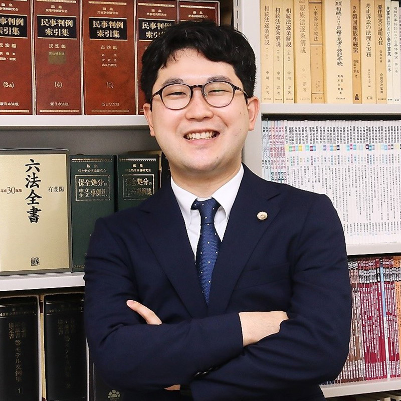 弁護士 足立 啓輔